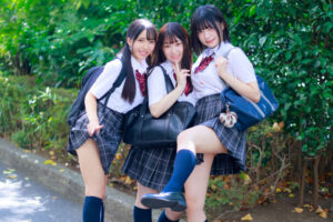 【deaa024】ゆみ＆おと＆まこ